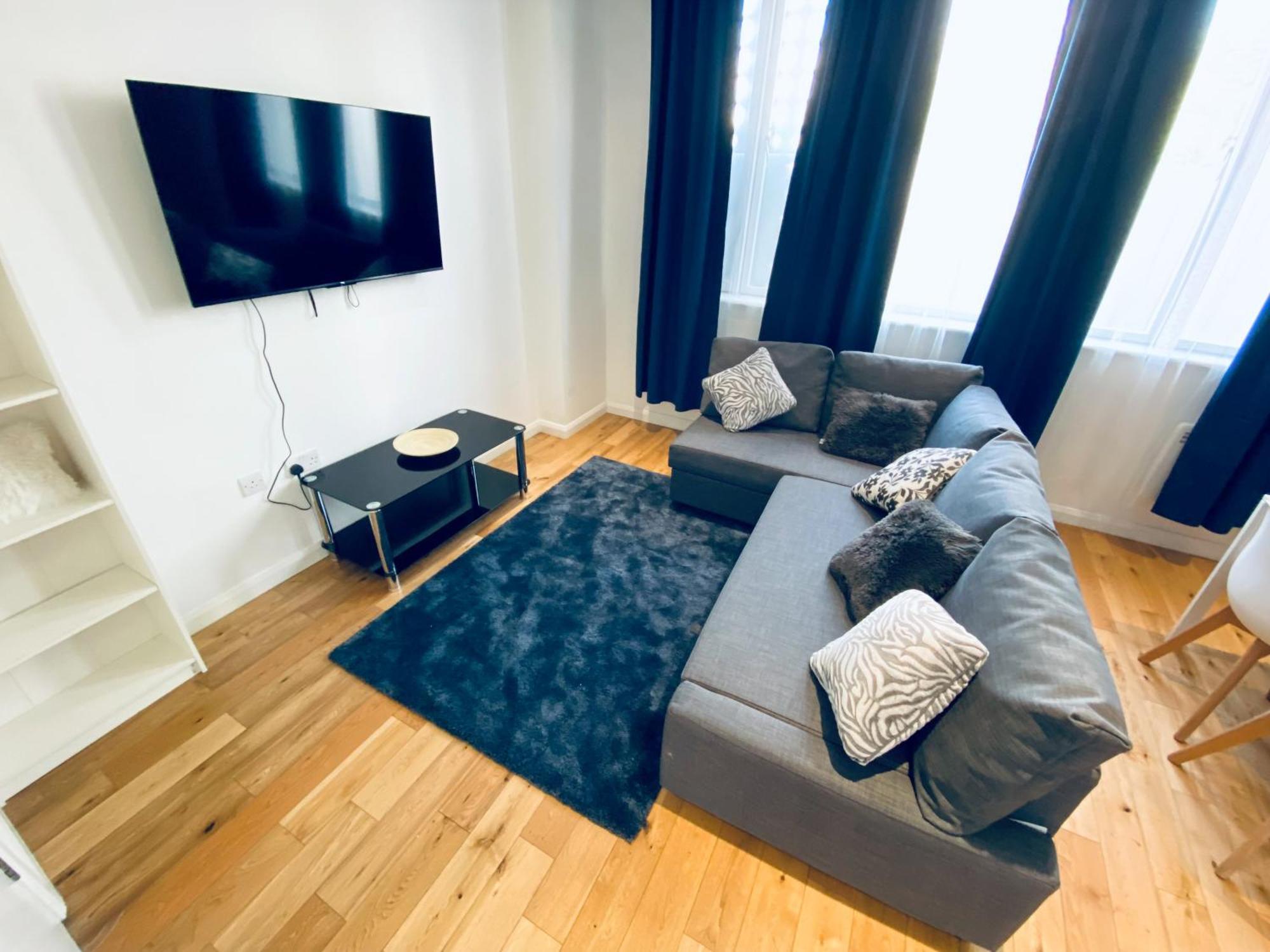 2 Bedroom Flat - 2 Bath - 15 Min Camden Town ロンドン エクステリア 写真